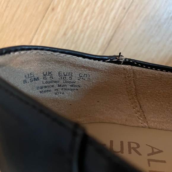 Naturalizer Genuine Leather Flats Size 8.5 - Picture 4 of 9